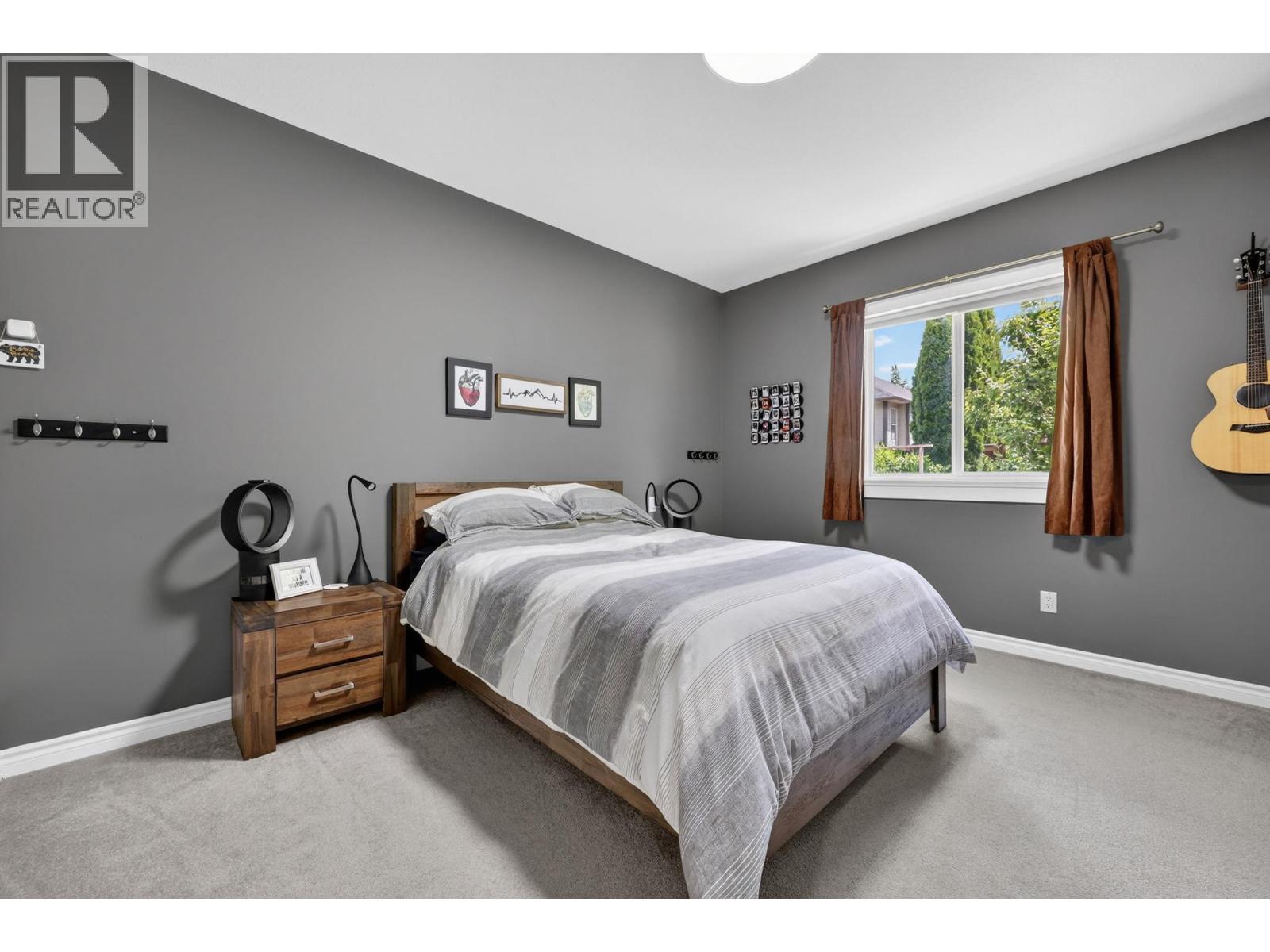 1850 22nd Street NE - 23