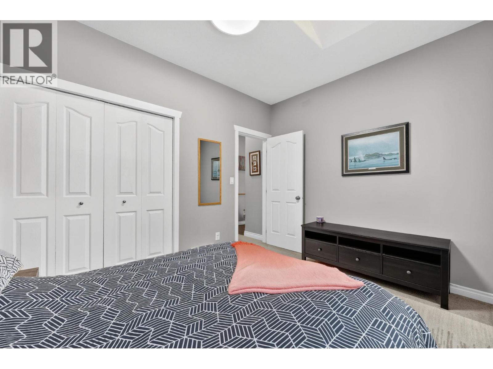  1850 22nd Street Northeast, Salmon Arm