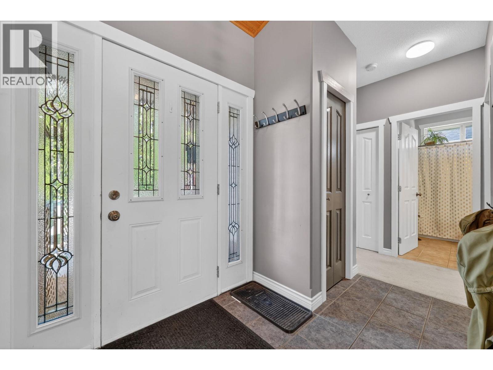  1850 22nd Street Northeast, Salmon Arm