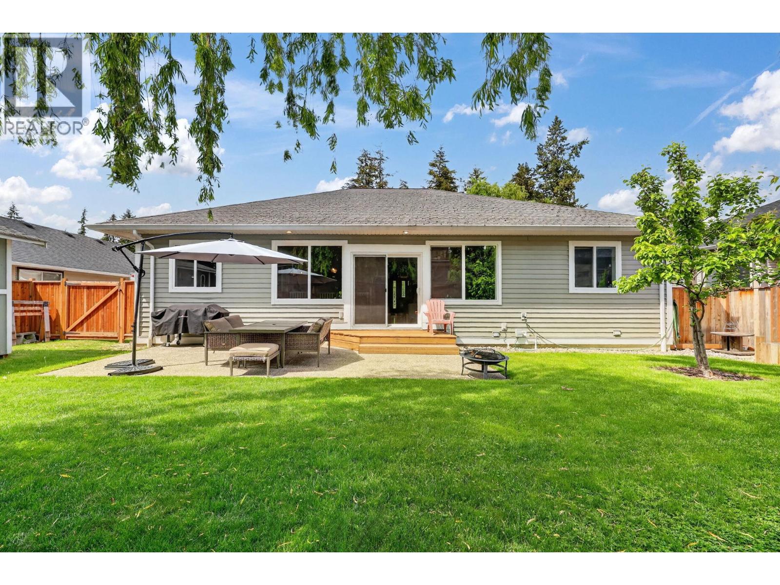  1850 22nd Street Northeast, Salmon Arm