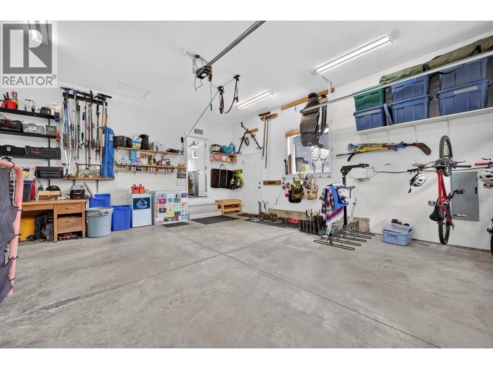  1850 22nd Street Northeast, Salmon Arm