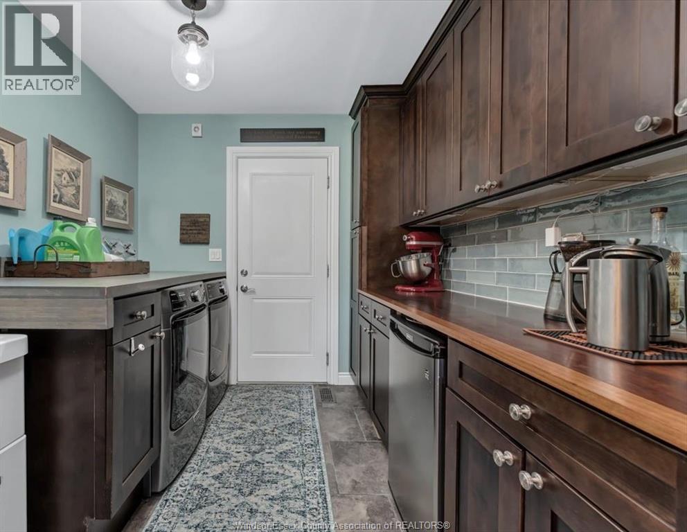 2266 GATWICK AVENUE - 16