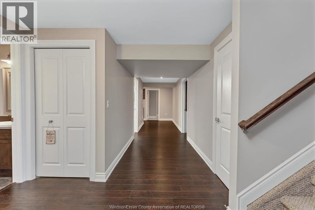 2266 GATWICK AVENUE - 25