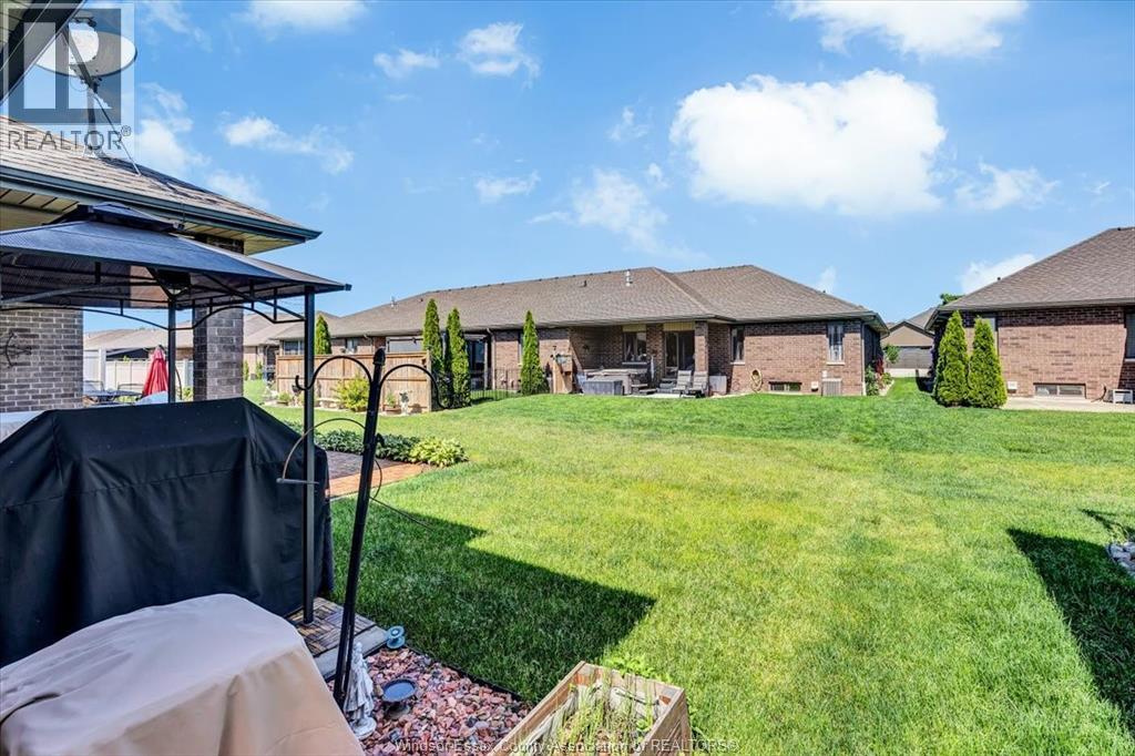 2266 GATWICK AVENUE - 32