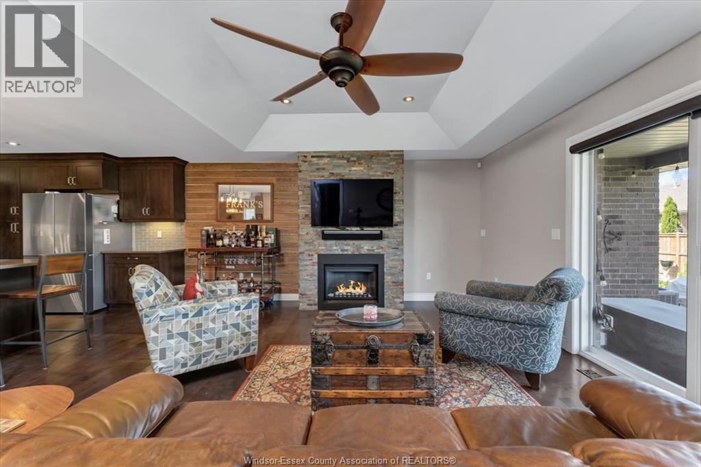 2266 GATWICK AVENUE - 9