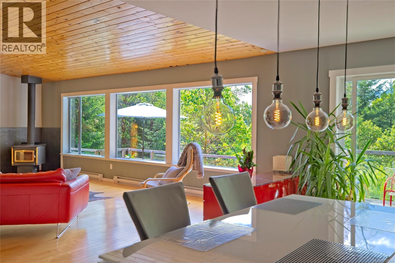  260 Old Divide Road, Salt Spring