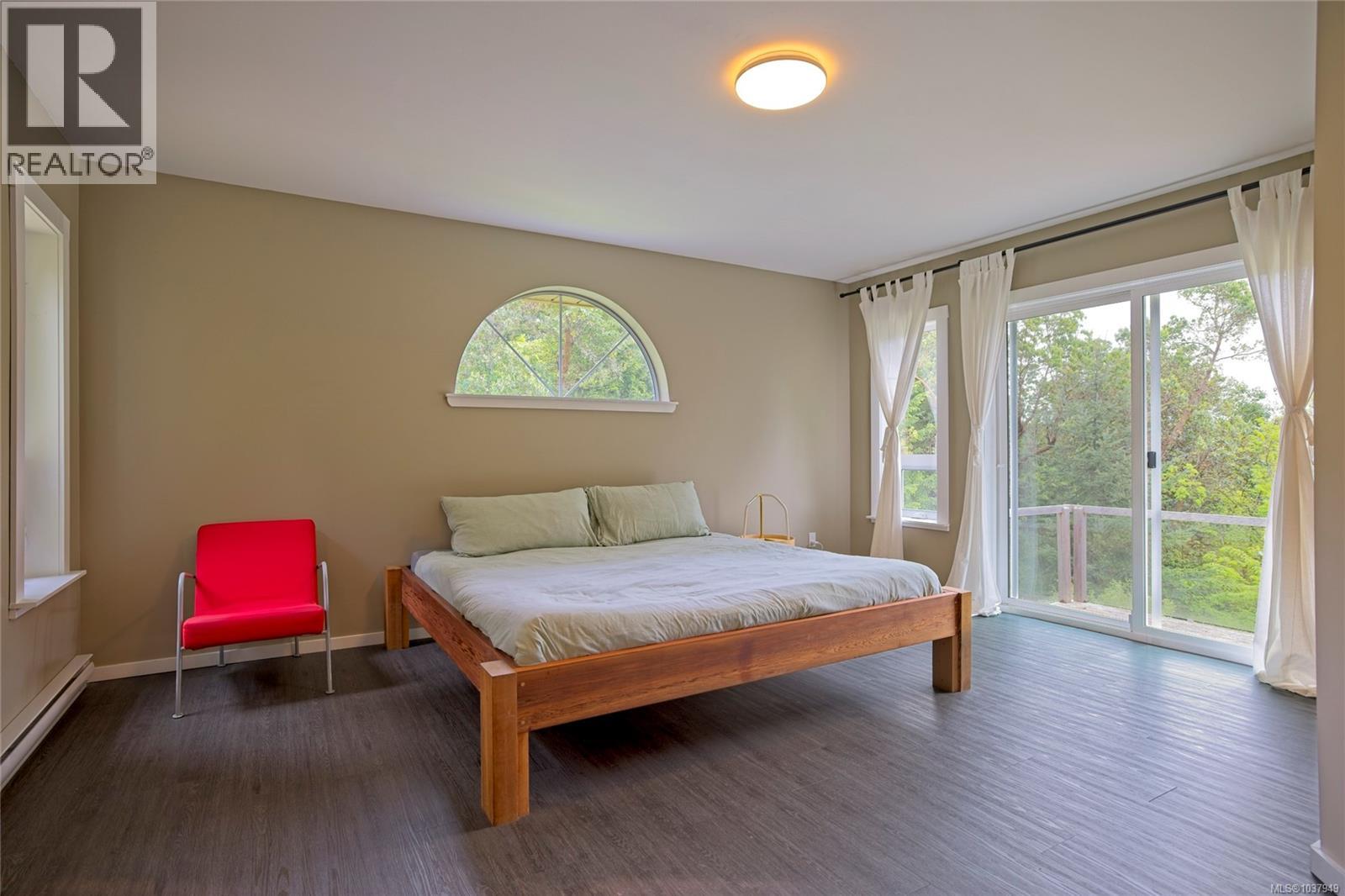  260 Old Divide Road, Salt Spring