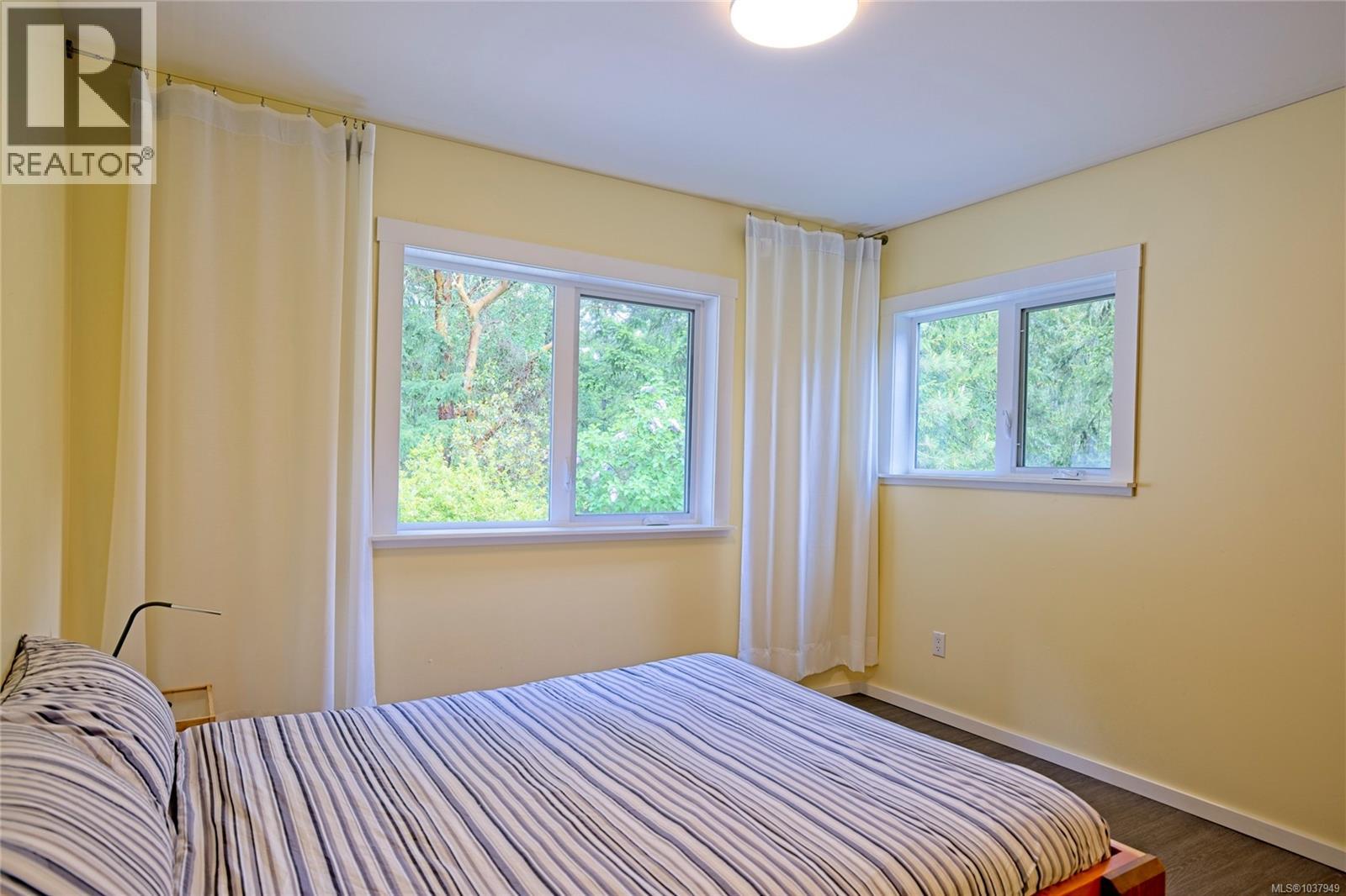  260 Old Divide Road, Salt Spring