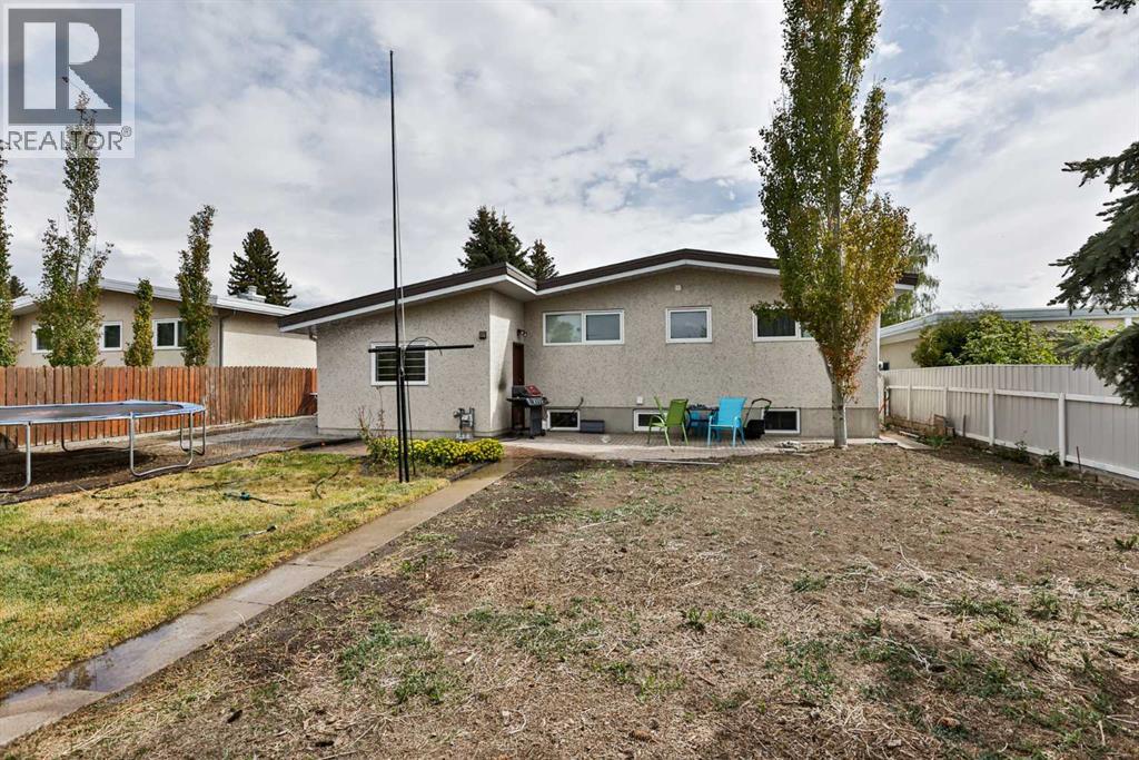1713 14 Avenue  N - 4