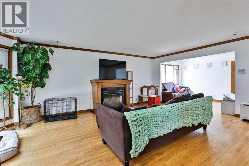 1713 14 Avenue  N - 7
