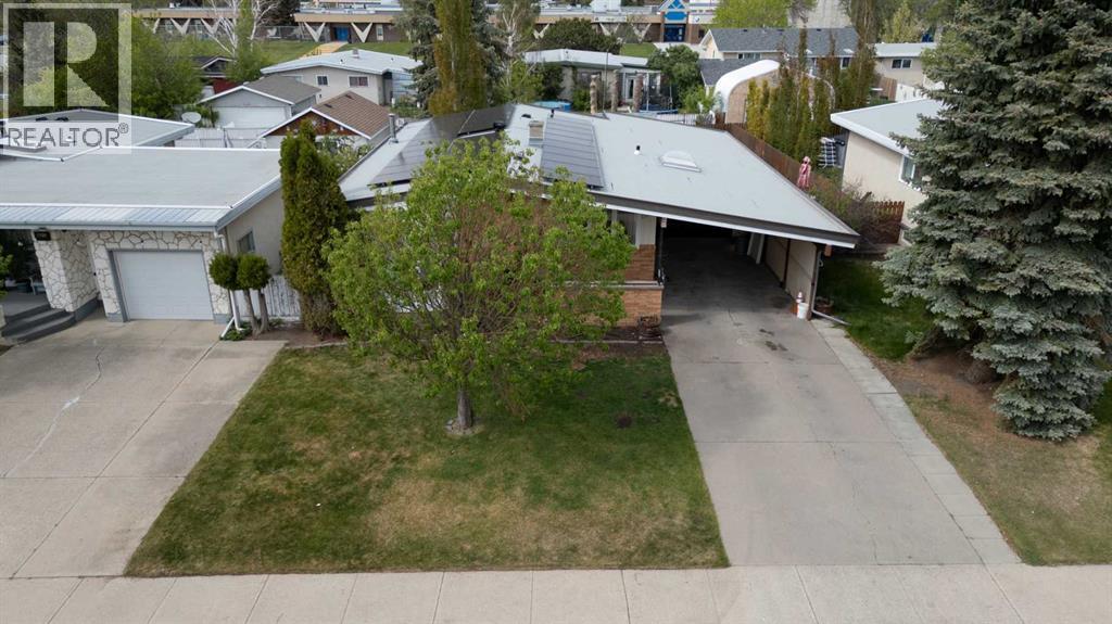 1713 14 Avenue  N - 6