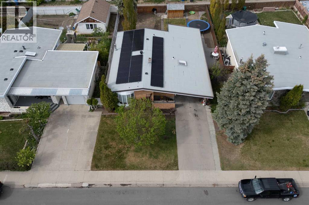 1713 14 Avenue  N - 29