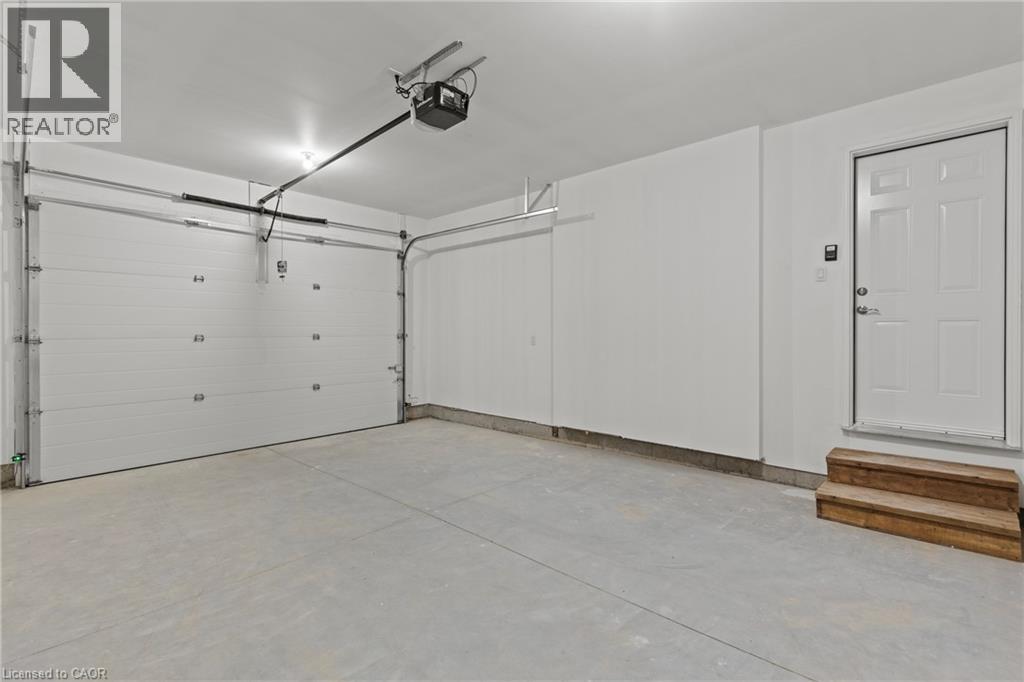 150 HODGKINS Avenue - 24