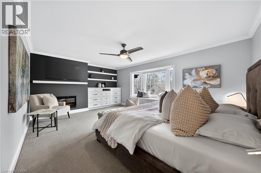 370 GREEN ACRES Drive - 23