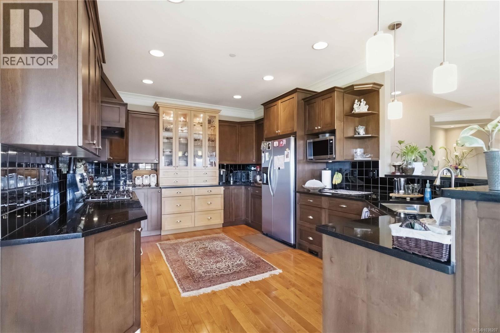 1297 Rockhampton Close - 12