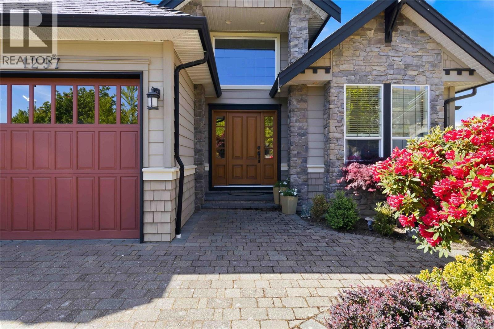 1297 Rockhampton Close - 4