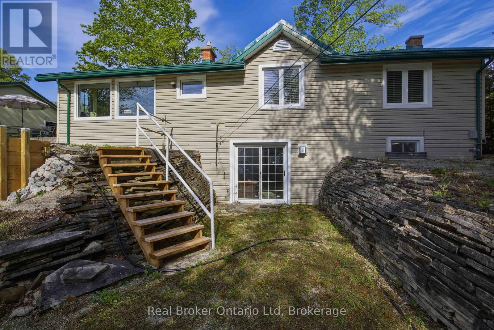 275 BALMY BEACH ROAD - 21