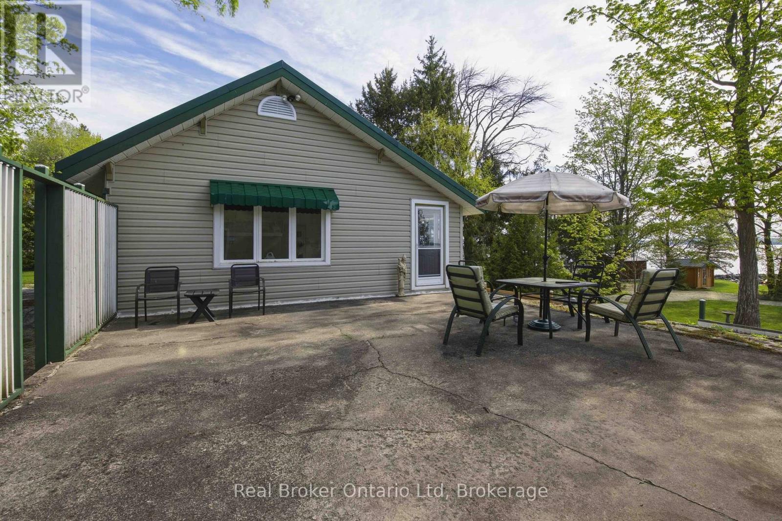 275 BALMY BEACH ROAD - 24