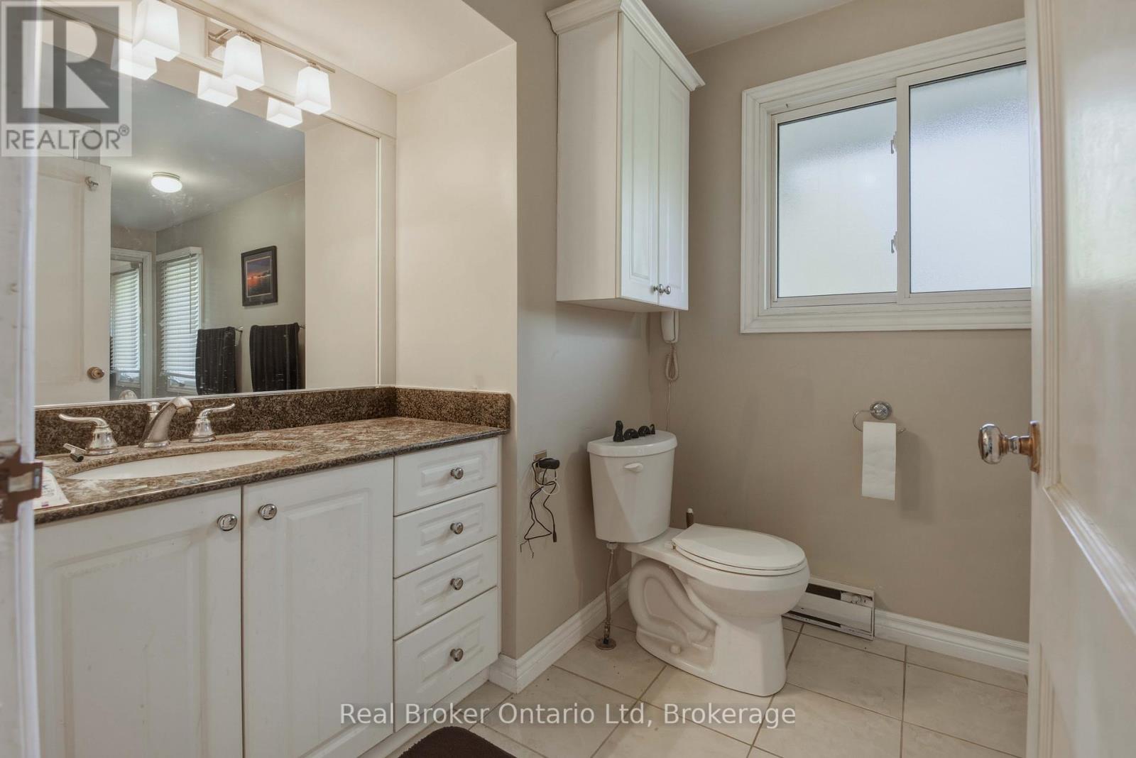275 BALMY BEACH ROAD - 34