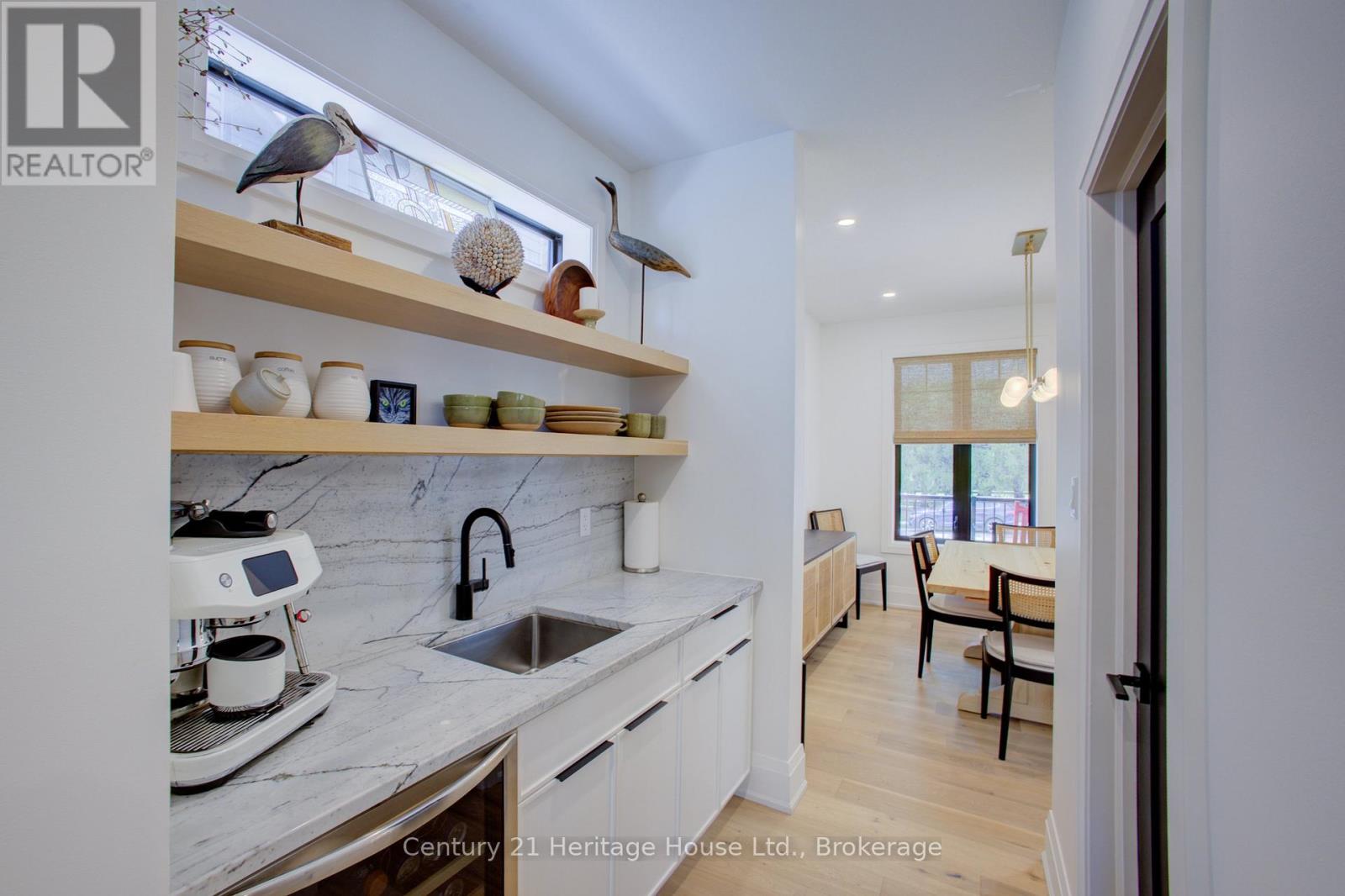 111 ECCLES AVENUE - 14