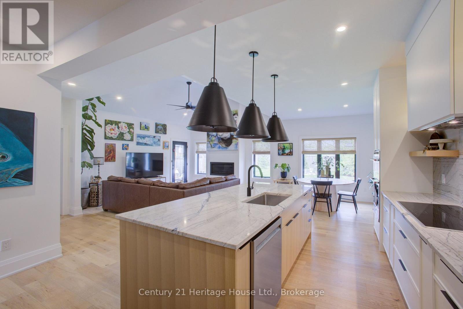111 ECCLES AVENUE - 15