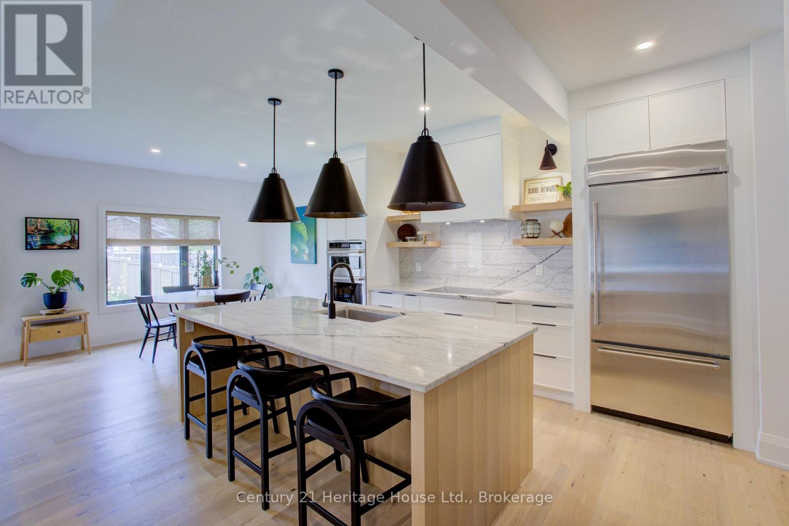 111 ECCLES AVENUE - 17