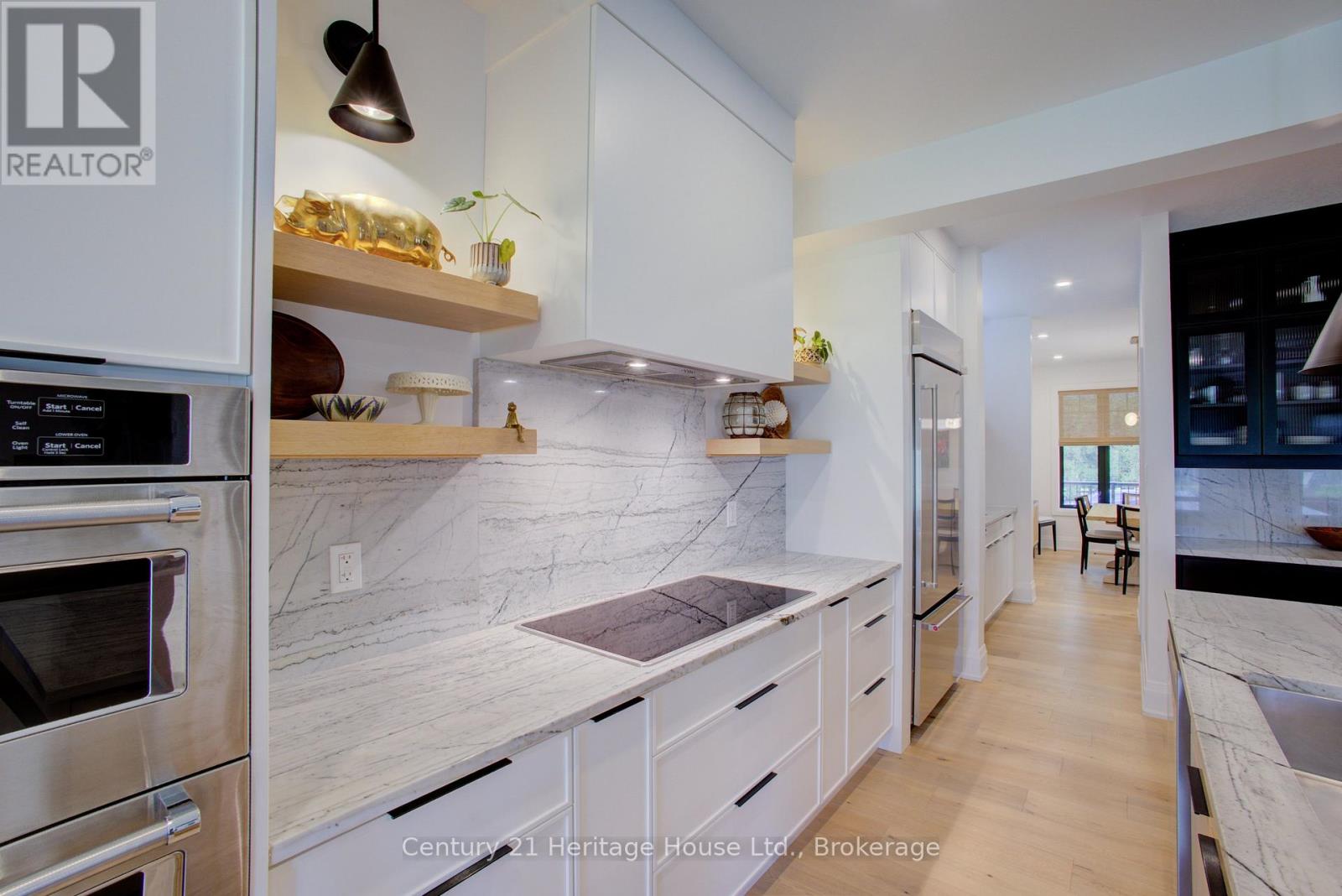 111 ECCLES AVENUE - 21