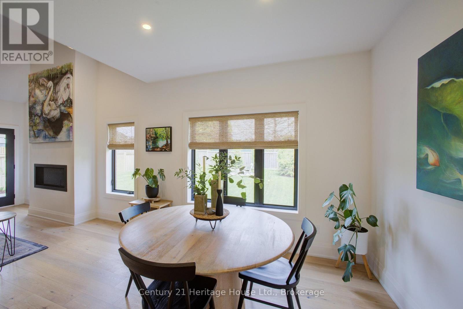 111 ECCLES AVENUE - 22