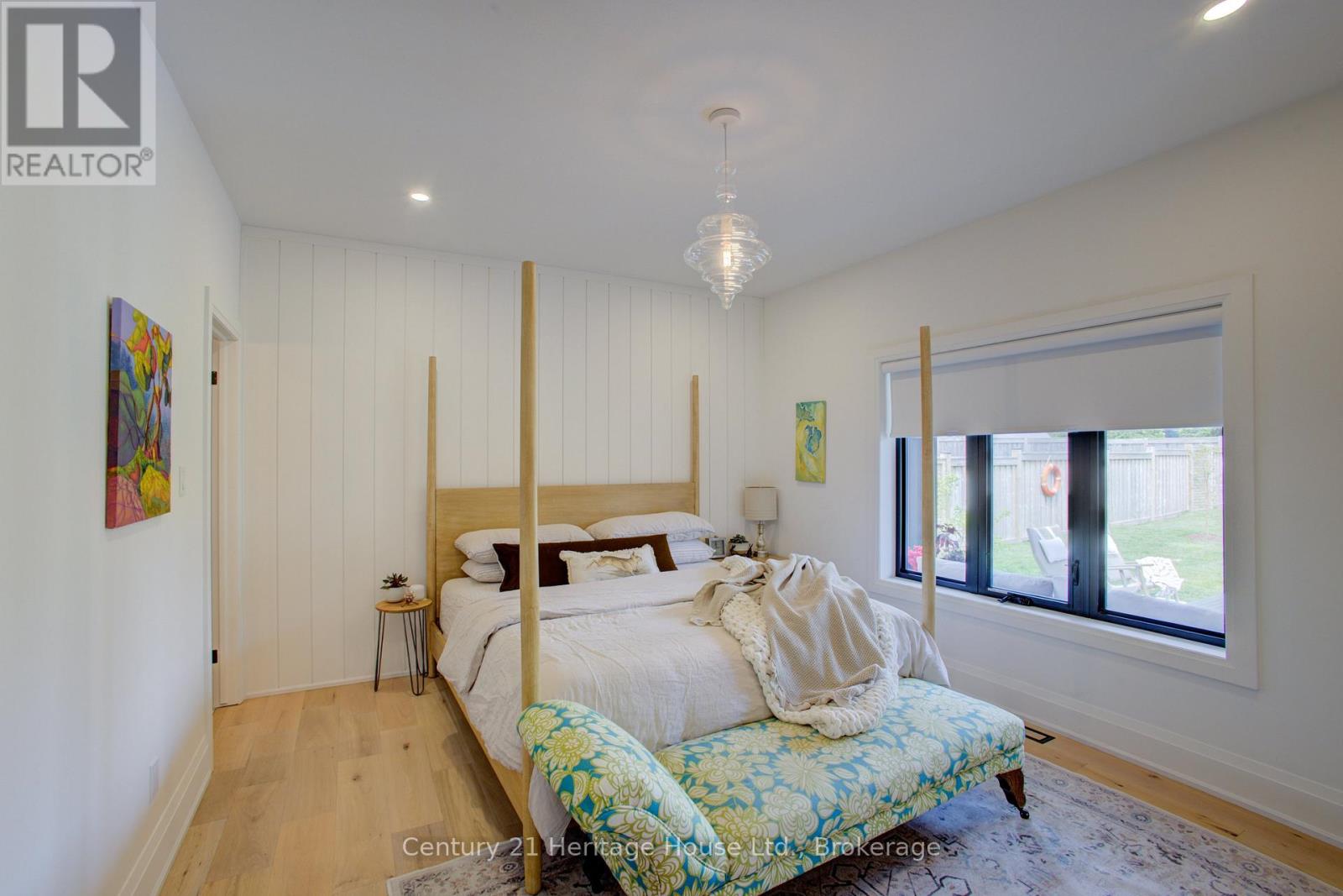 111 ECCLES AVENUE - 29