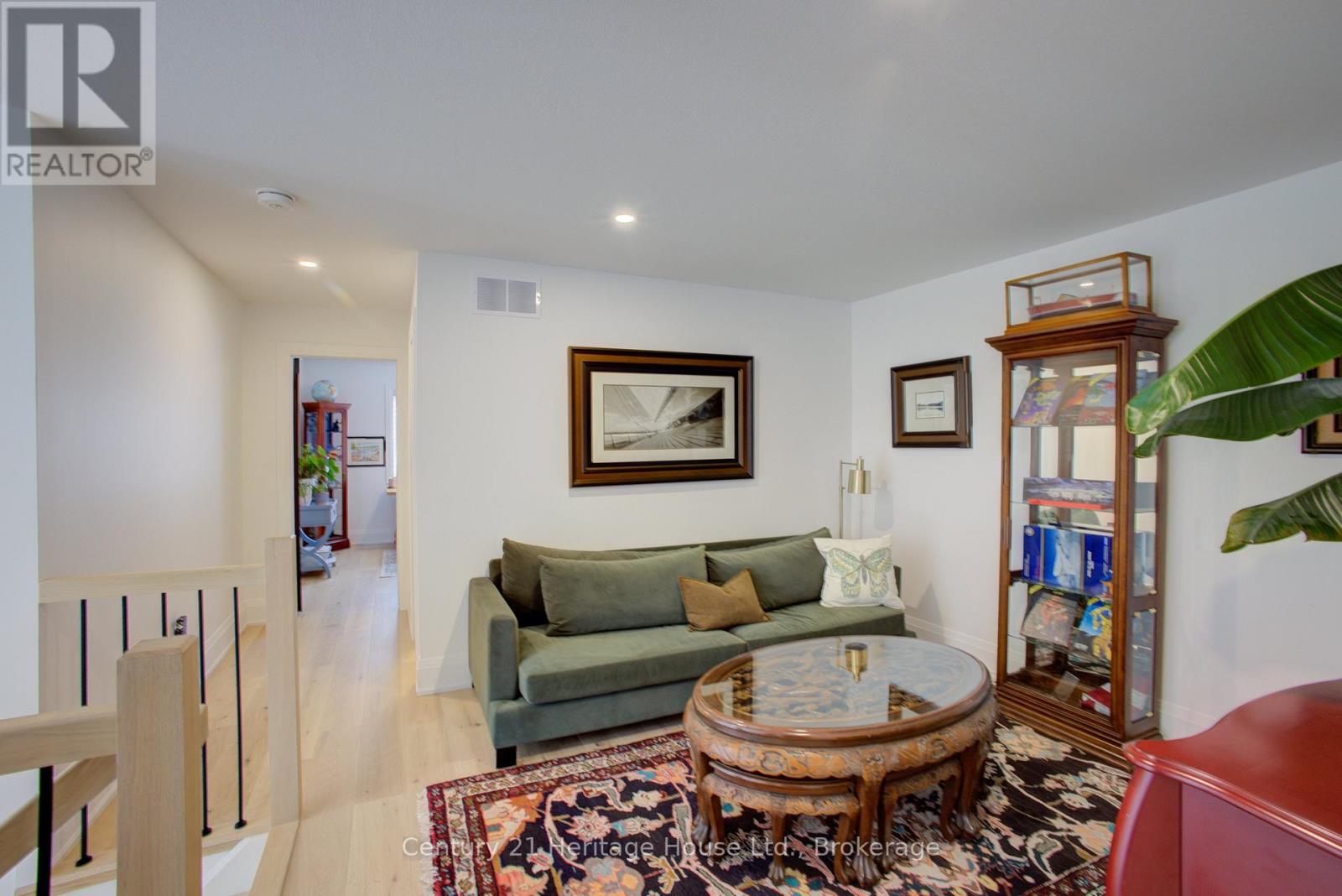 111 ECCLES AVENUE - 36