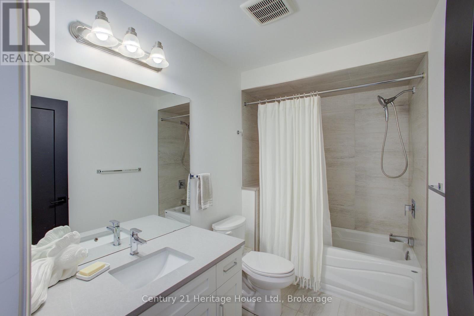 111 ECCLES AVENUE - 40