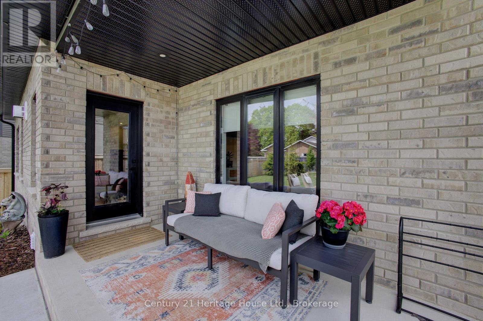 111 ECCLES AVENUE - 47