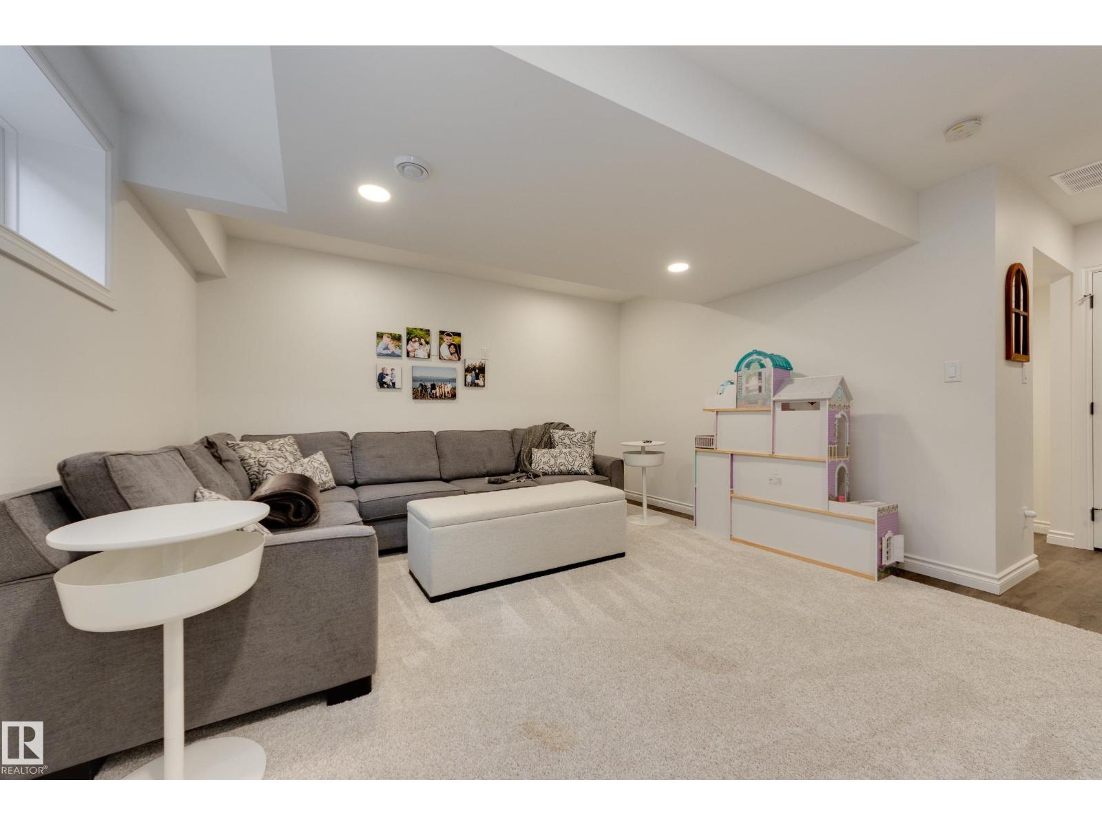 835 ARMITAGE WD NW - 35