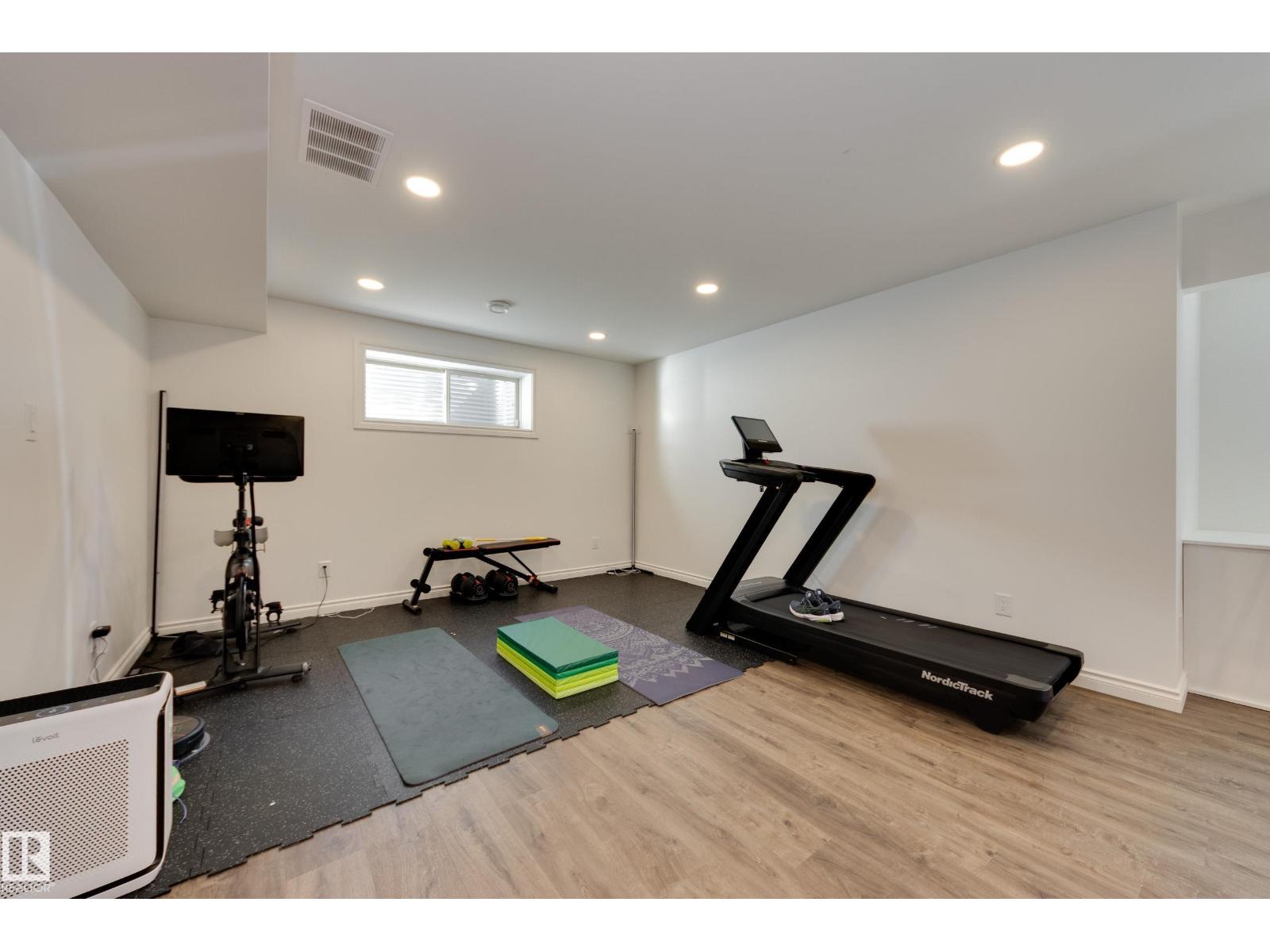 835 ARMITAGE WD NW - 37