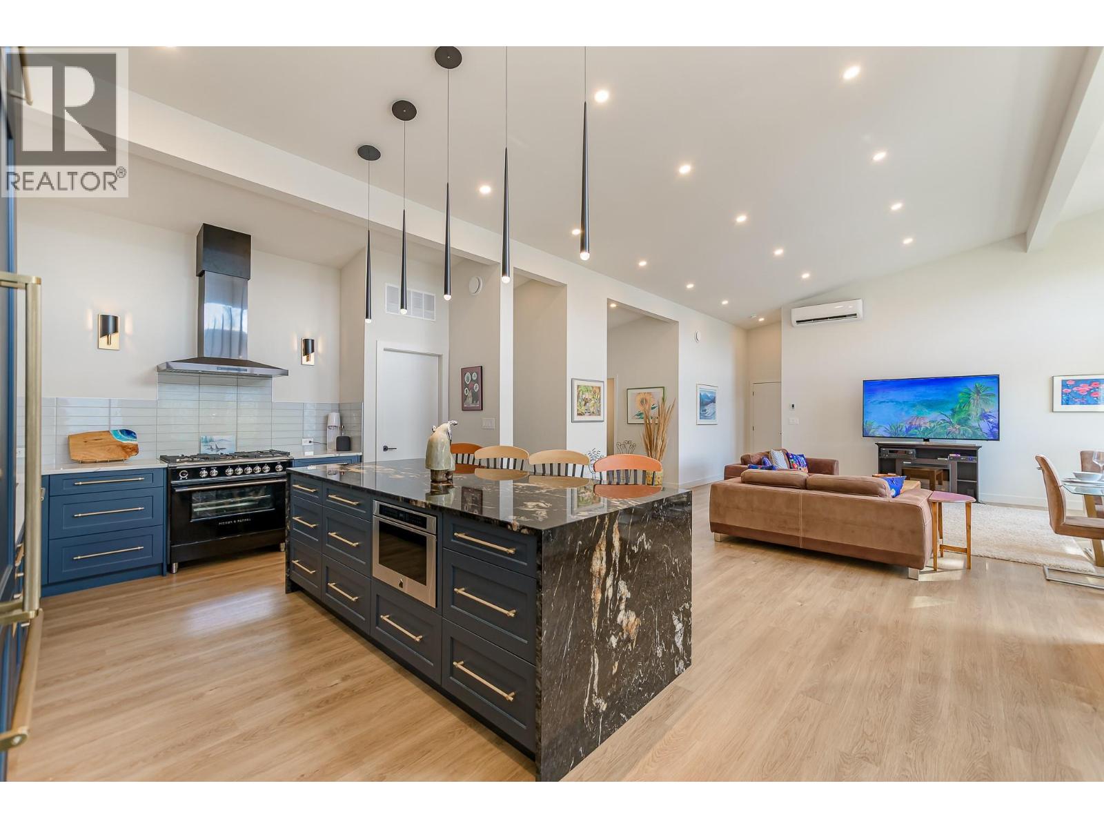 7750 Golf Course Road - 20