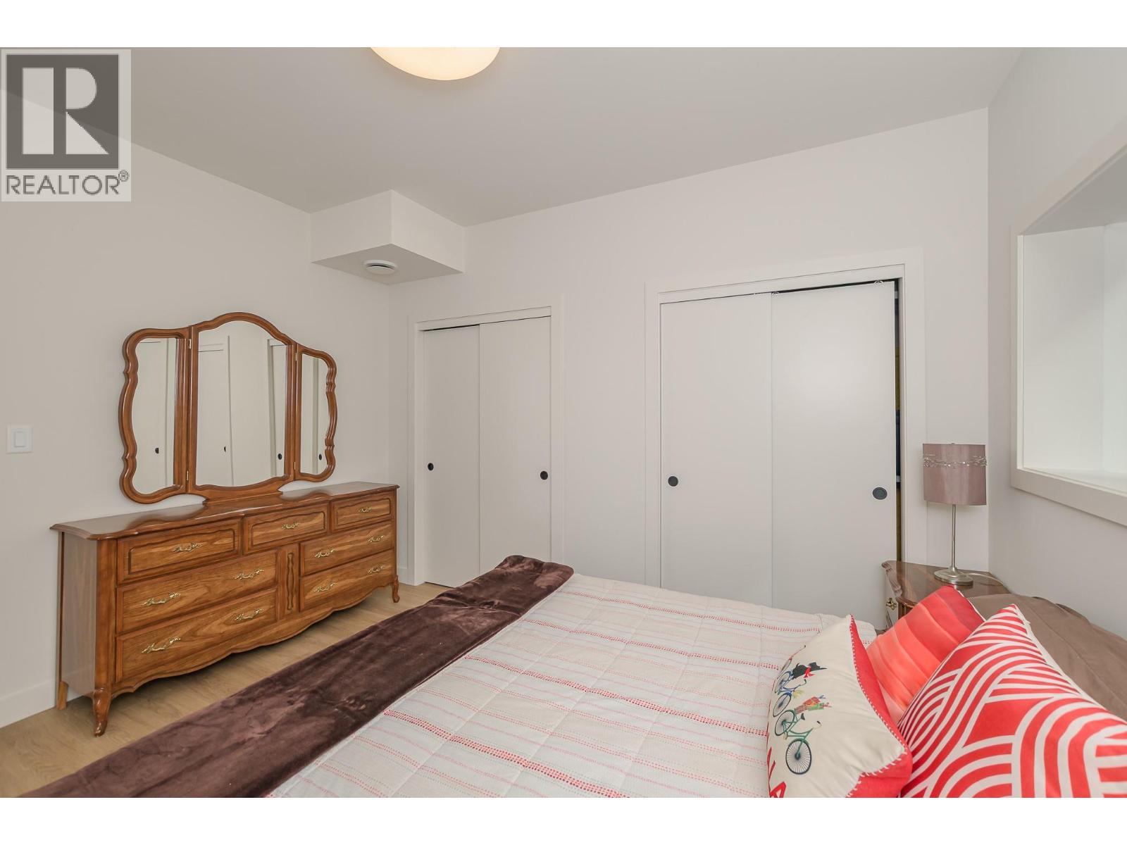 7750 Golf Course Road - 34