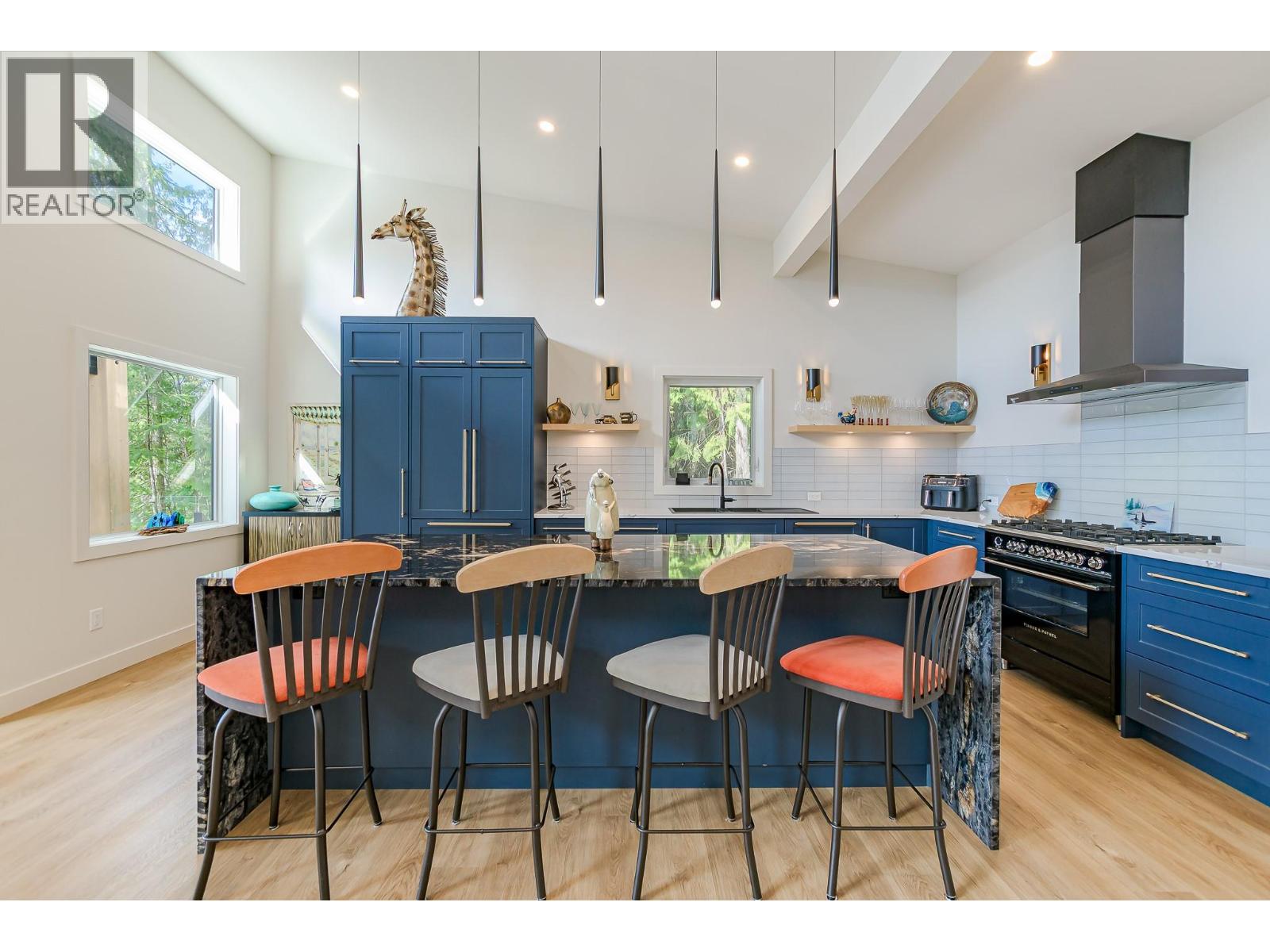 7750 Golf Course Road - 19