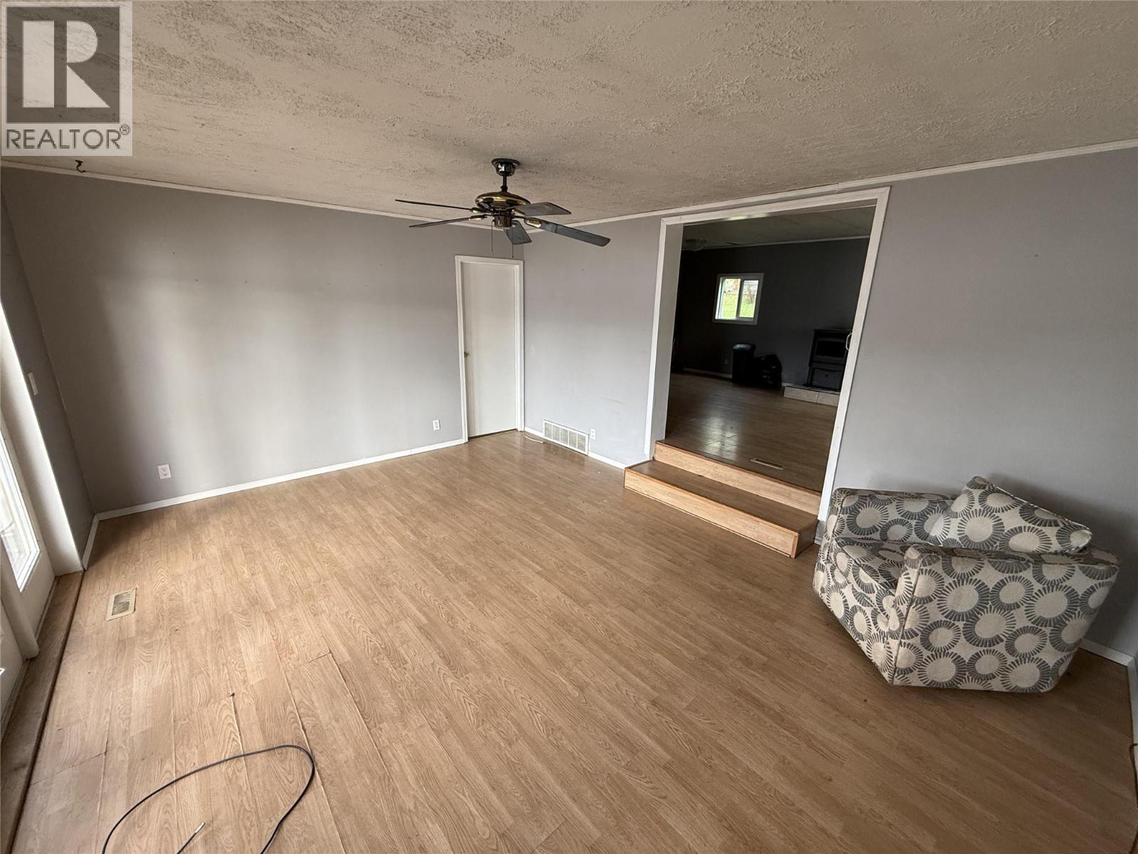 6978 Moberly Lake Road S - 9