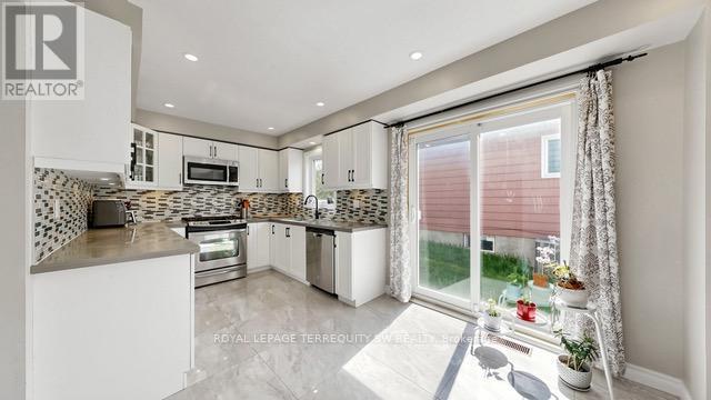 115 MICMAC CRESCENT - 10