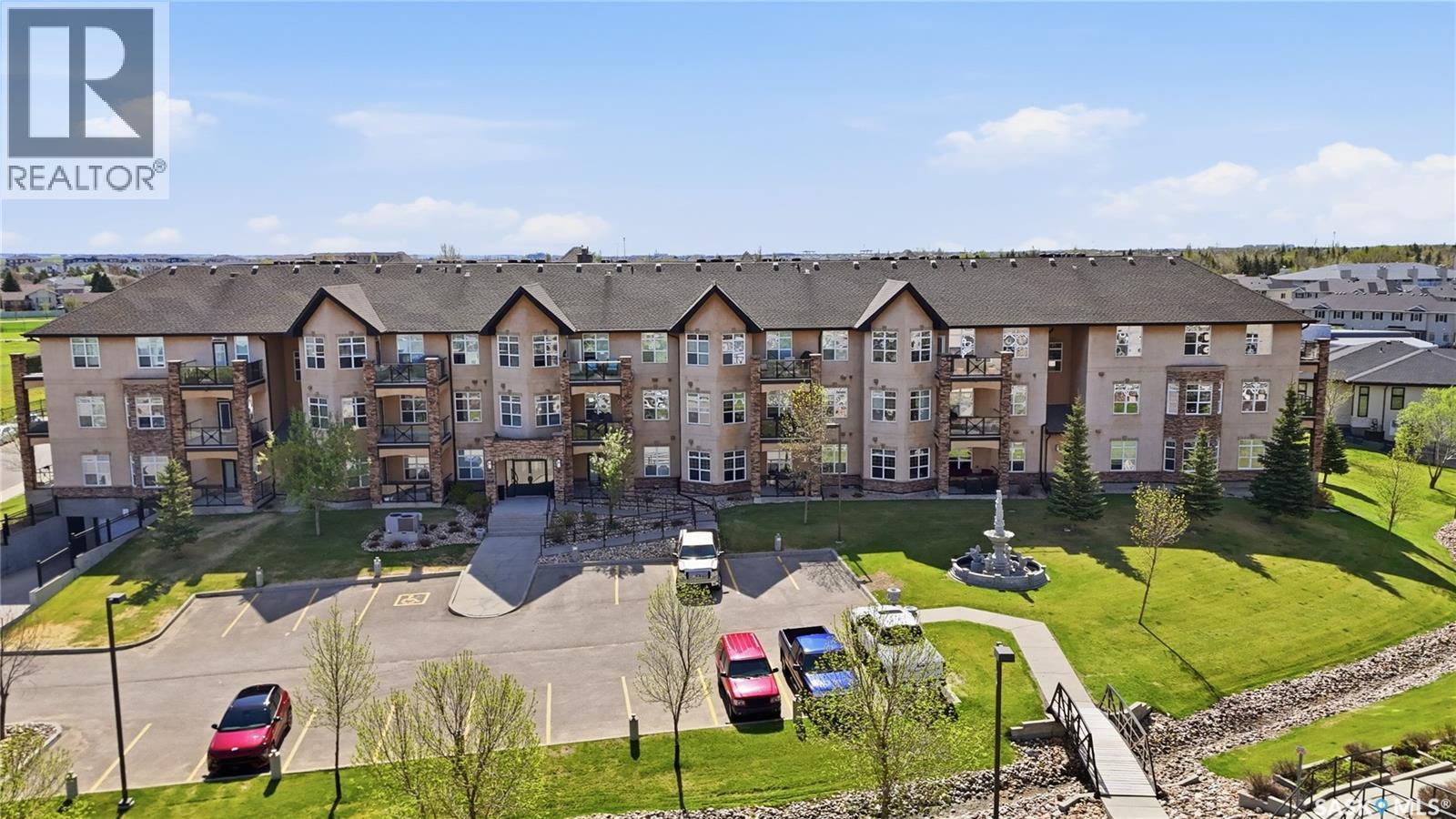 #110 2160 Heseltine ROAD - 40