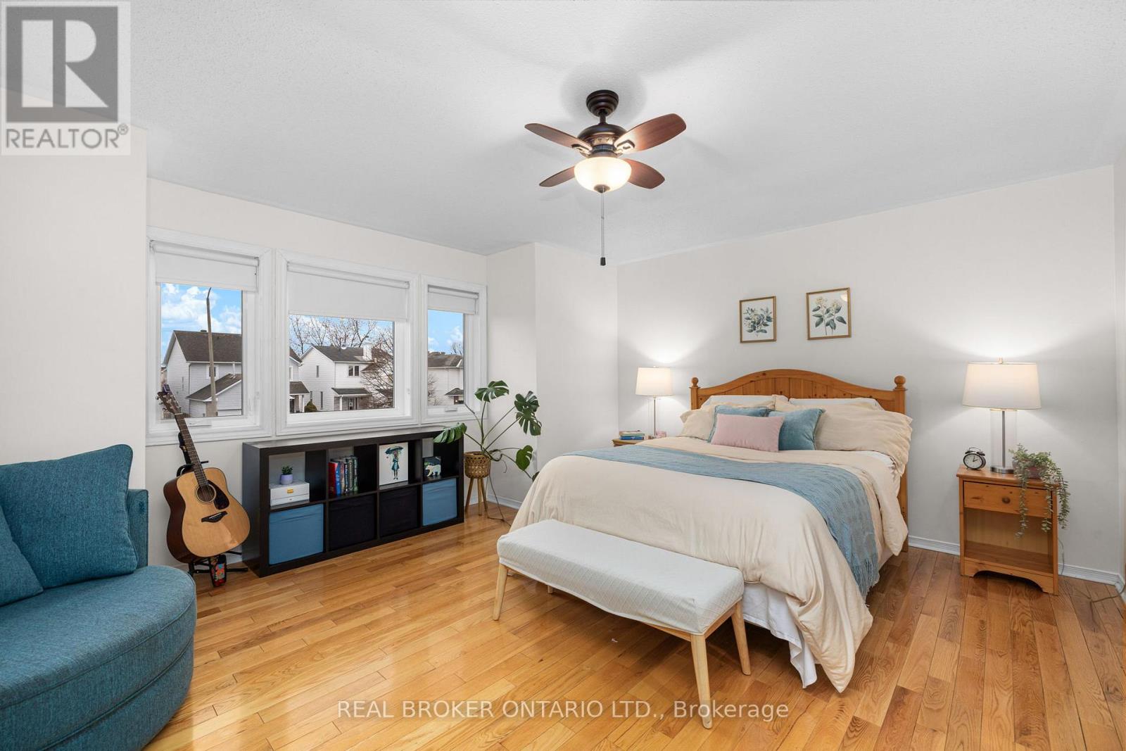 1981 ORCHARDVIEW AVENUE - 27