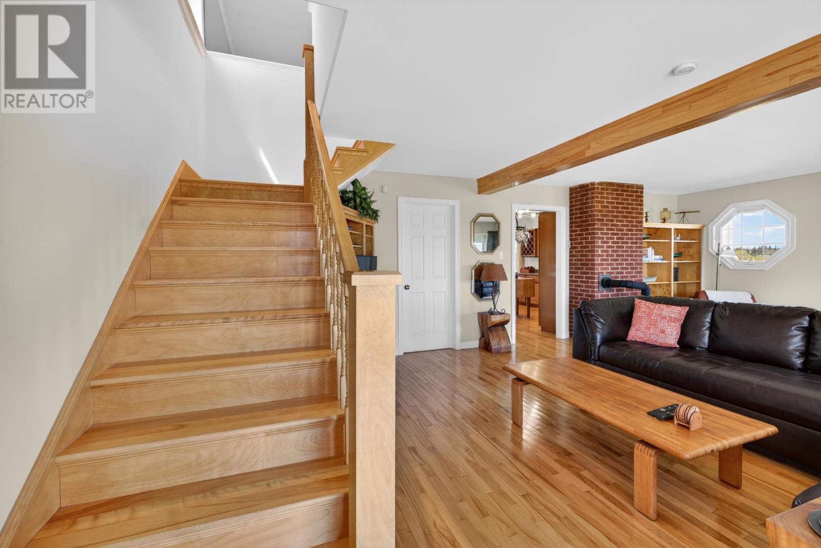 356 King Street - 25