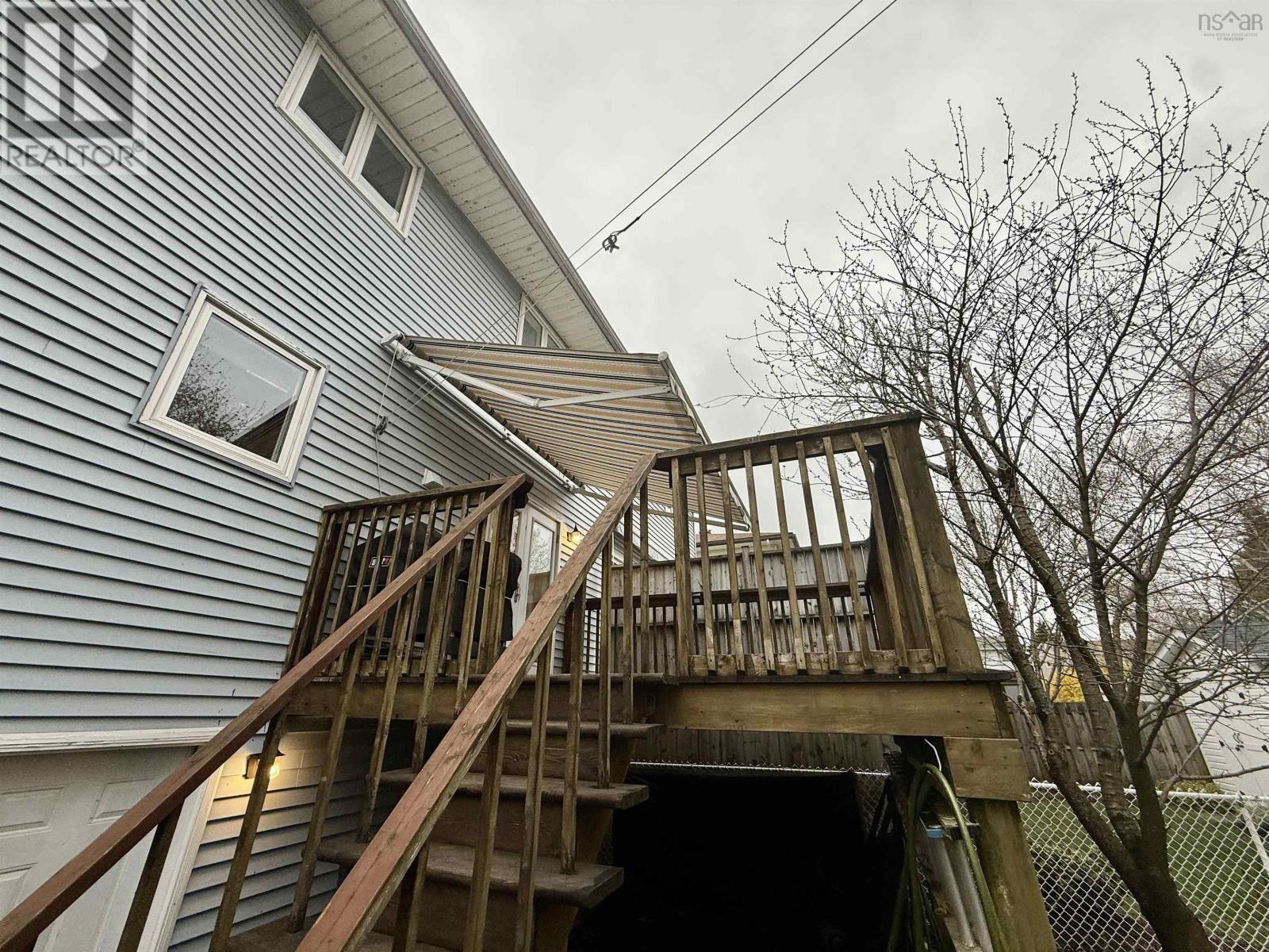 7 Venice Court - 44