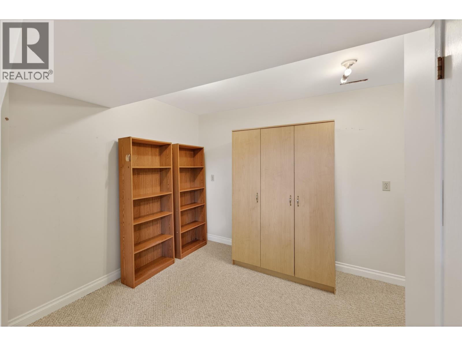 6179 AIRPORT ROAD - 19
