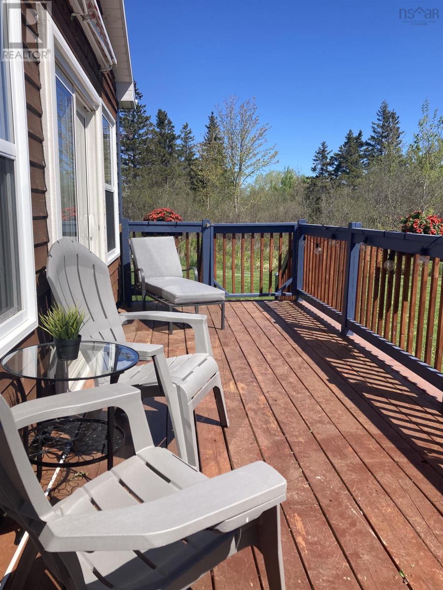 24 Pirates Cove Way - 14