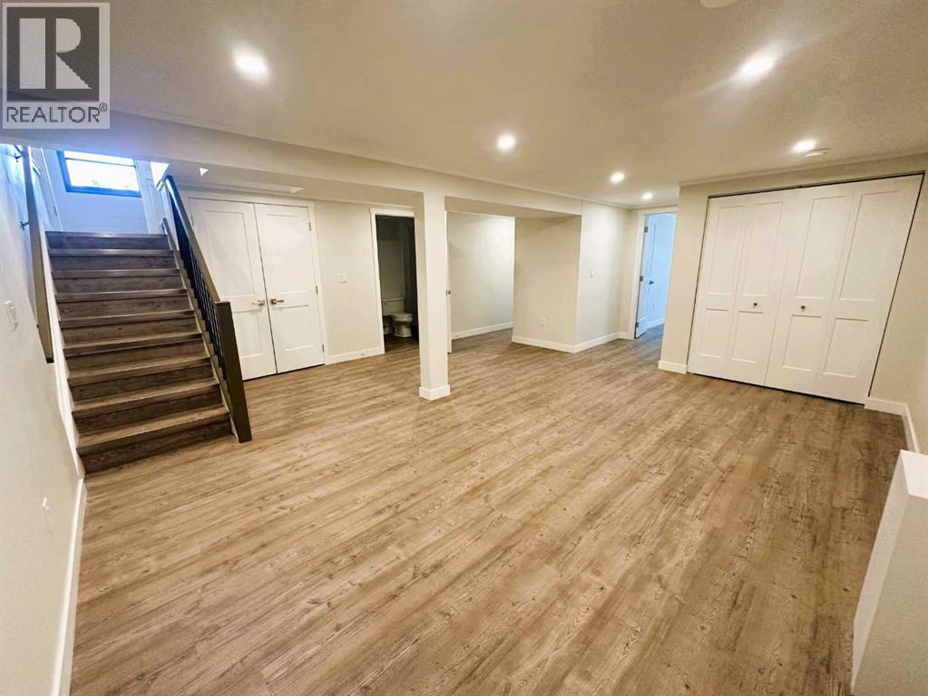 438 Charlotte Street — photo 18