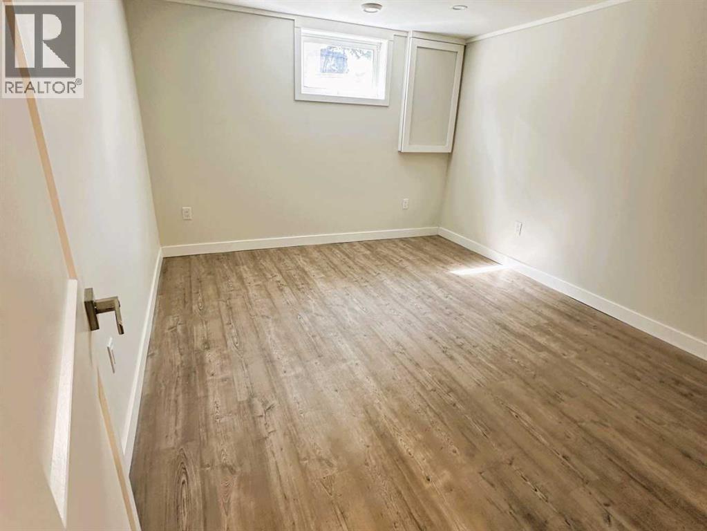 438 Charlotte Street — photo 19