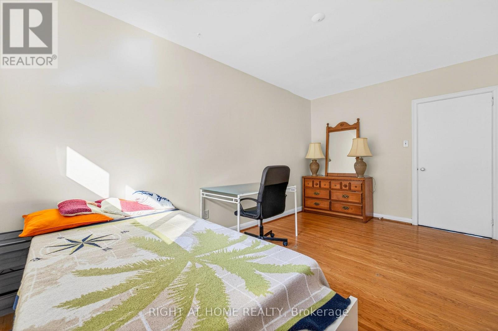 78 SYLVAN AVENUE - 28