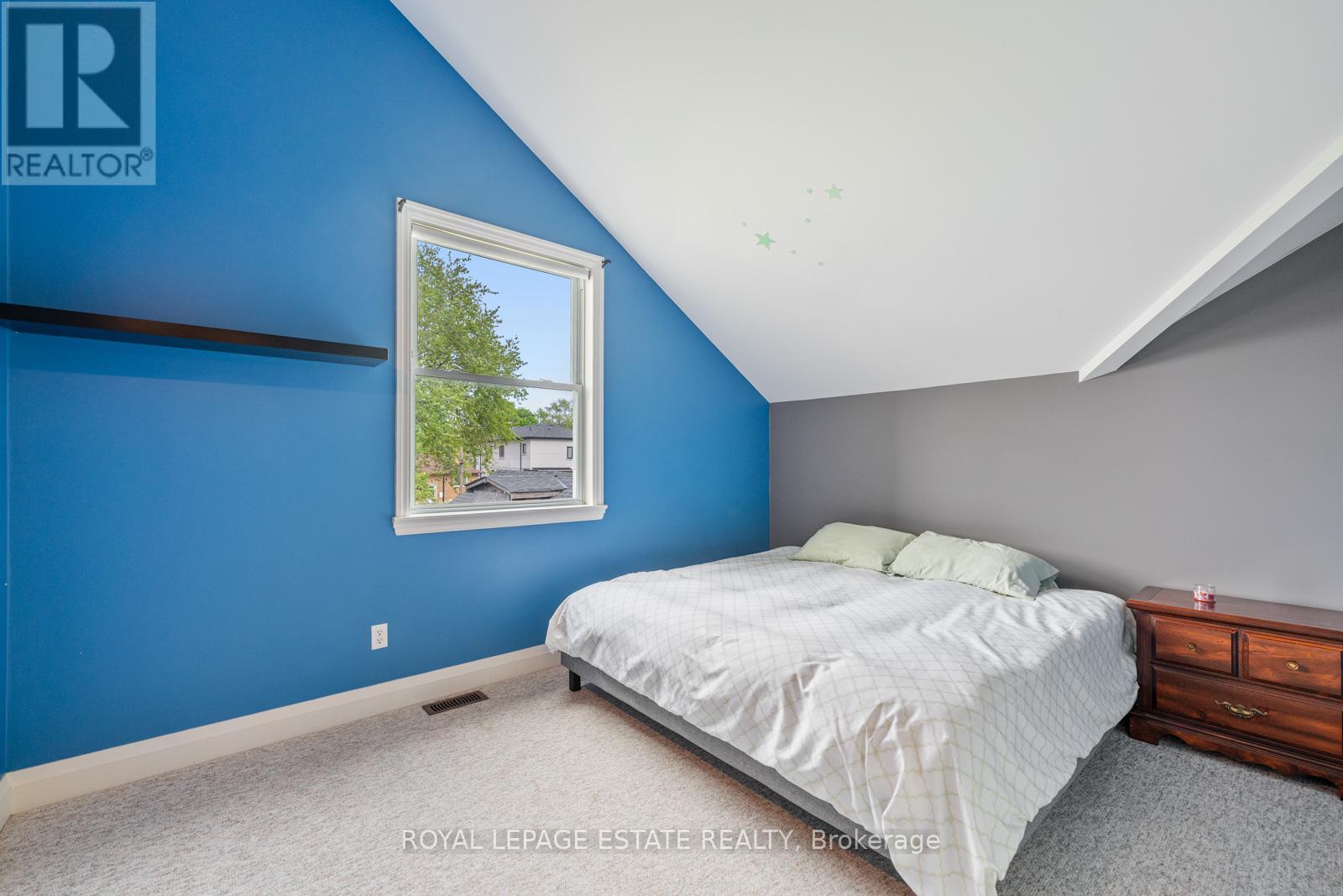 601 PHARMACY AVENUE - 25