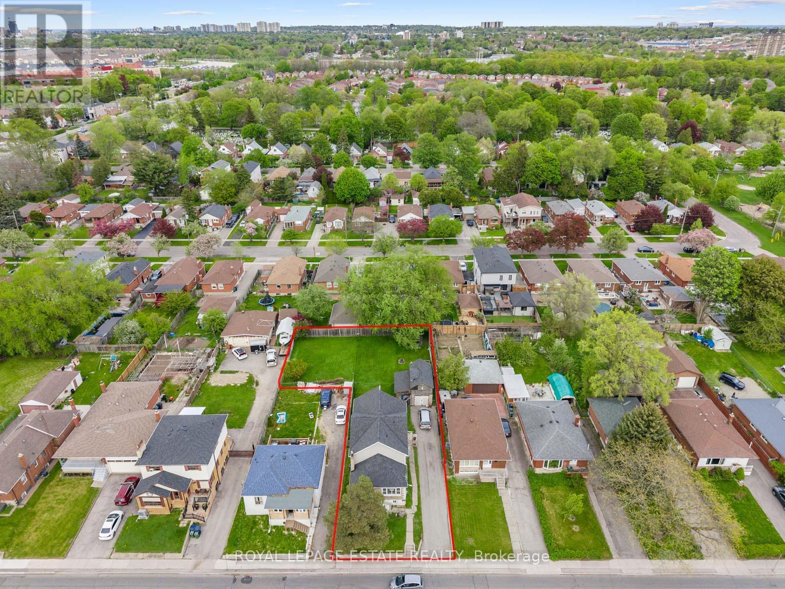 601 PHARMACY AVENUE - 48